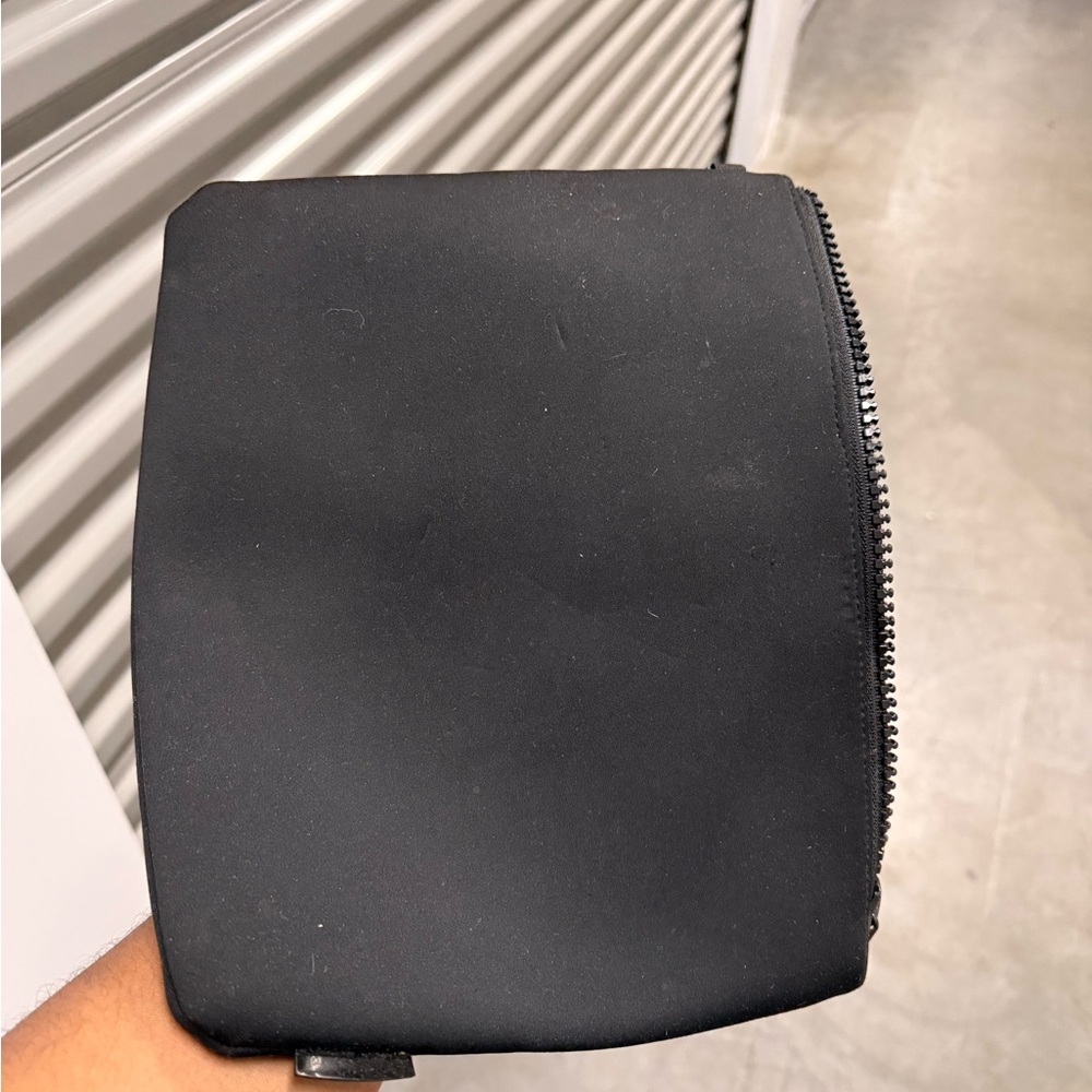 Sleek Black Men's Bag